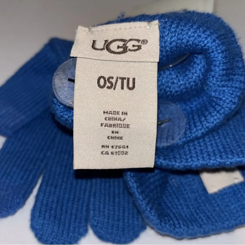 NWT UGG Knit Tech Gloves
